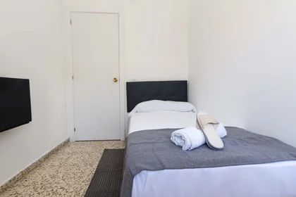 Quarto privado em C. Martínez Maldonado, 17, Distrito Centro, 29009 Málaga, España, imagem 2 de 18
