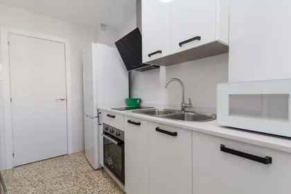 Quarto privado em C. Martínez Maldonado, 17, Distrito Centro, 29009 Málaga, España, imagem 14 de 18