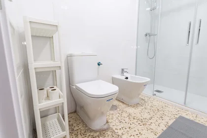 Quarto privado em C. Martínez Maldonado, 17, Distrito Centro, 29009 Málaga, España, imagem 16 de 18