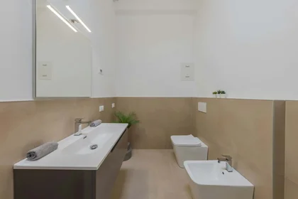 Chambre privée à Fondobanchetto, 33, 44121, Ferrara, IT, image 9 de 20