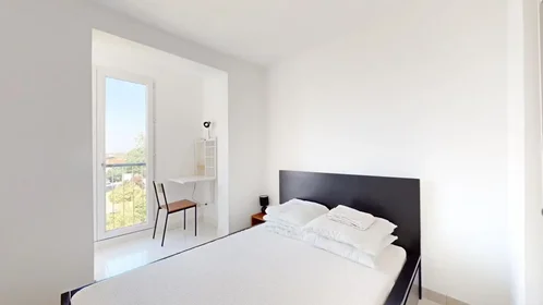 Private room at Route de Seysses, Fontaine Lestang-Bagatelle-Papus, image 1 of 10