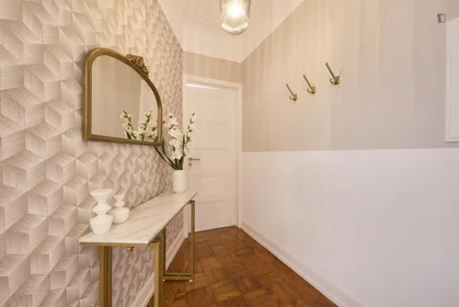 Chambre privée à Rua da Palmeira, image 28 de 29