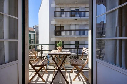 Chambre privée à Rua da Palmeira, image 8 de 29