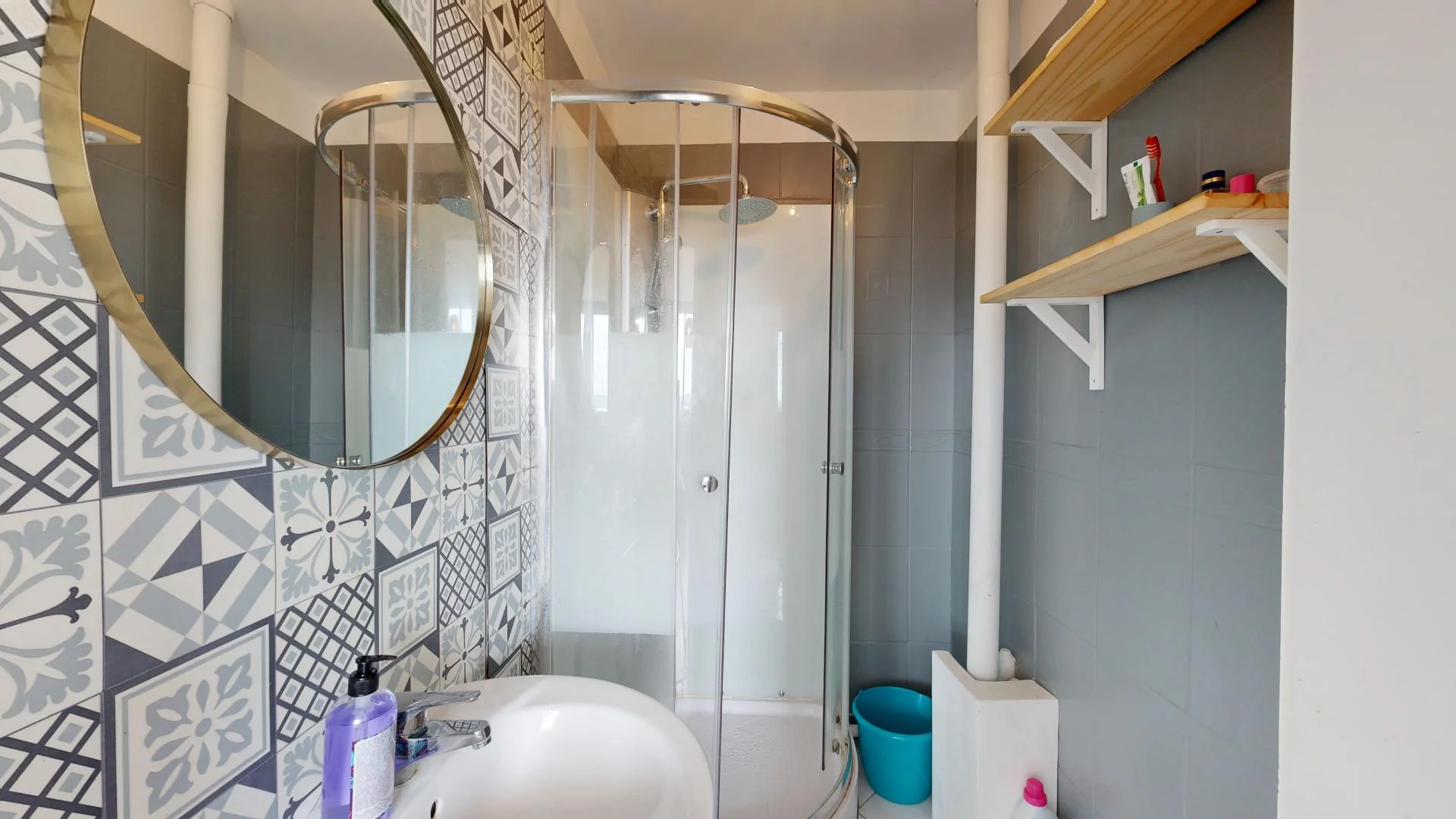 Quarto acolhedor para estudantes disponível em 
