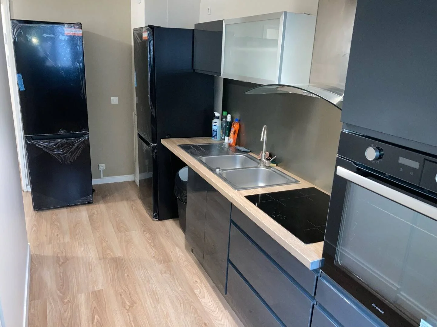 Habitación estudiantil económica con ubicación conveniente en 