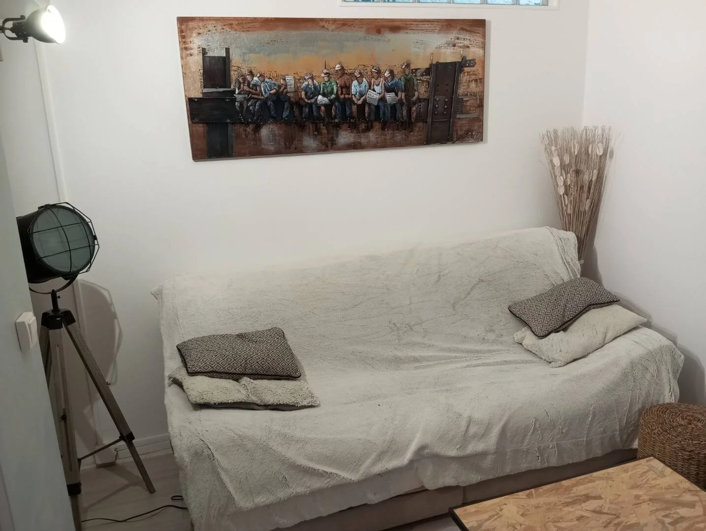 Öğrenciler için rahat oda  bölgesinde mevcut