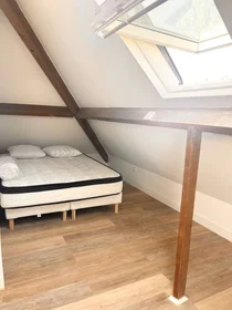 Private room at Caen, 14000, image 9 of 14