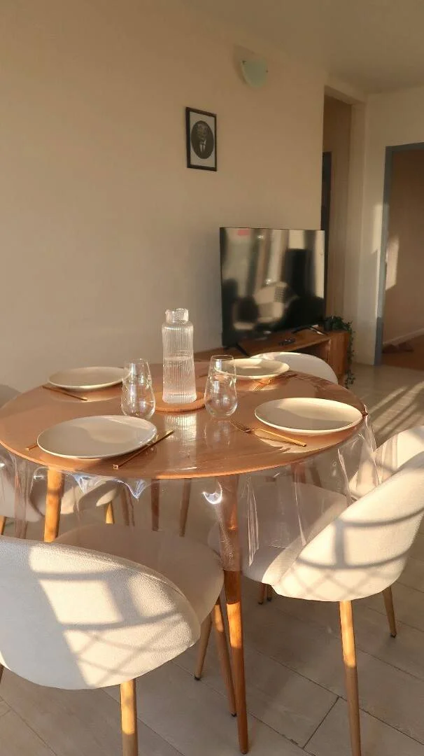 Chambre d'étudiant confortable et spacieuse dans 