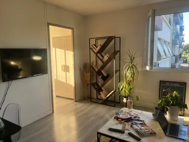 Özel oda konumu Avignon, 84000, 16 17 görüntüsü