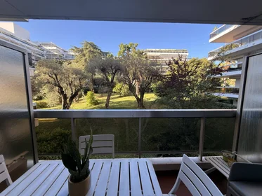 Chambre privée à Antibes, 06600, image 1 de 10