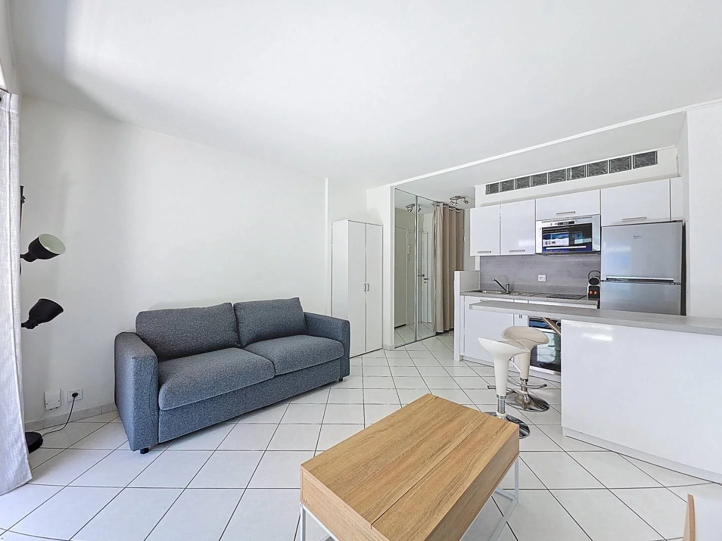 Comfortable and spacious student room in 