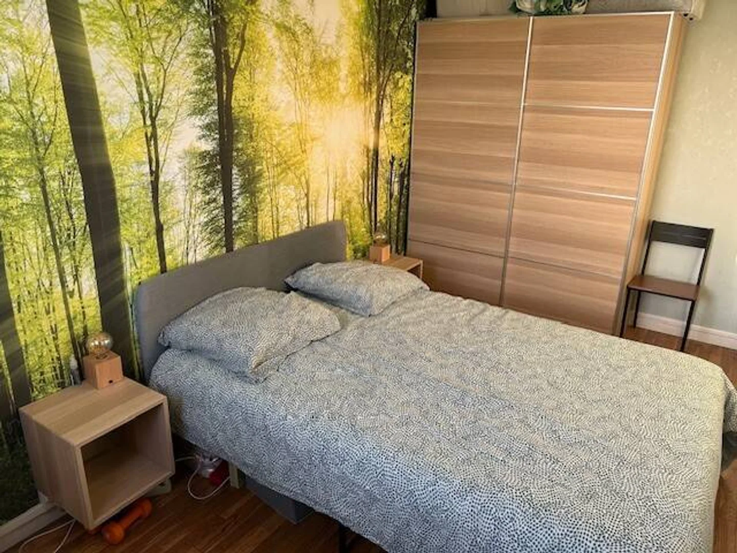 Zimmer in Studentenwohnung in  zu vermieten, voll möbliert