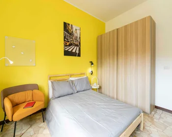 Privatzimmer in der Via Bir Acheim, Bovisasca, bild 1 von 10