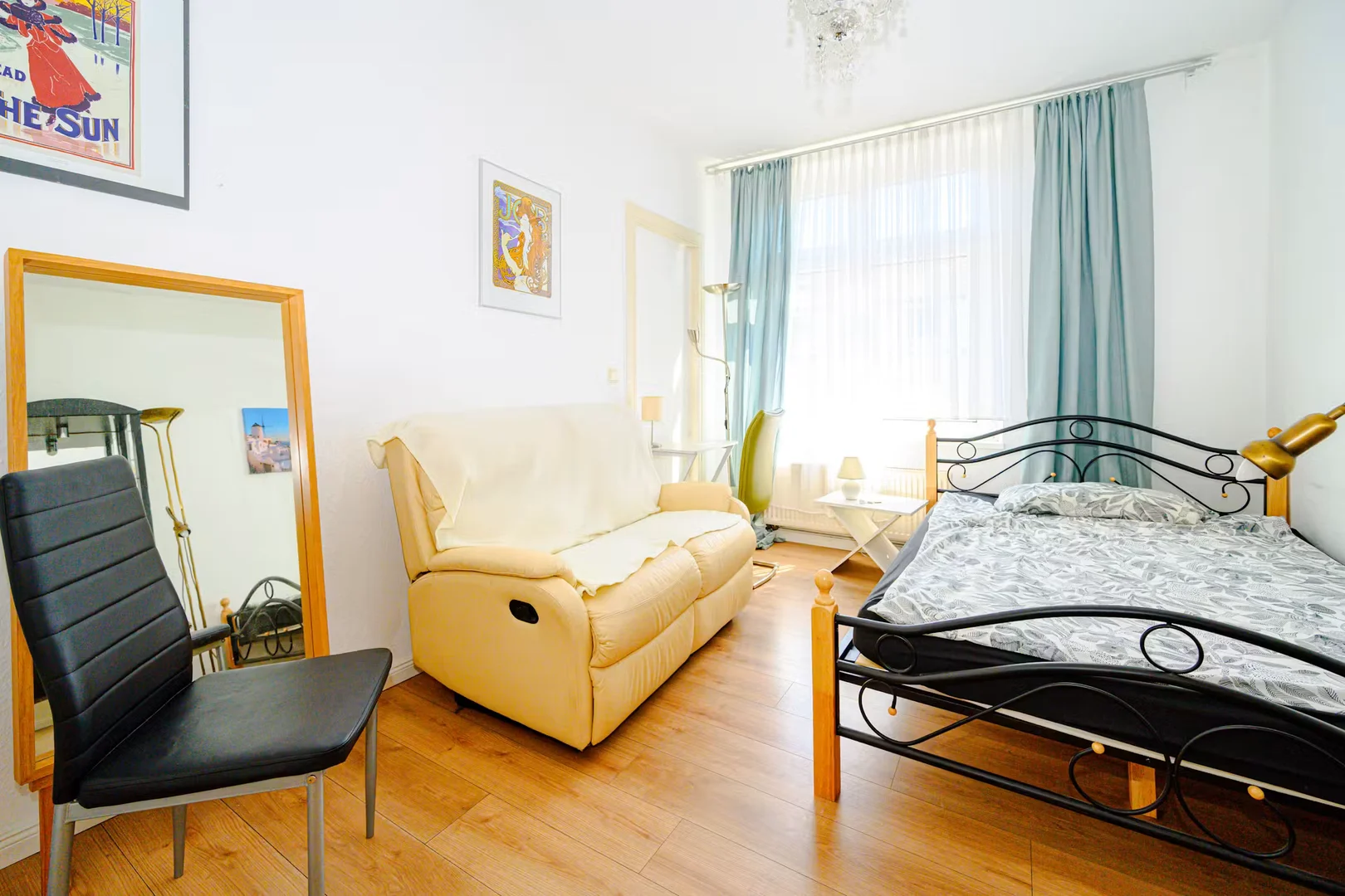 Chambre à louer dans un appartement d'étudiant à , entièrement meublée