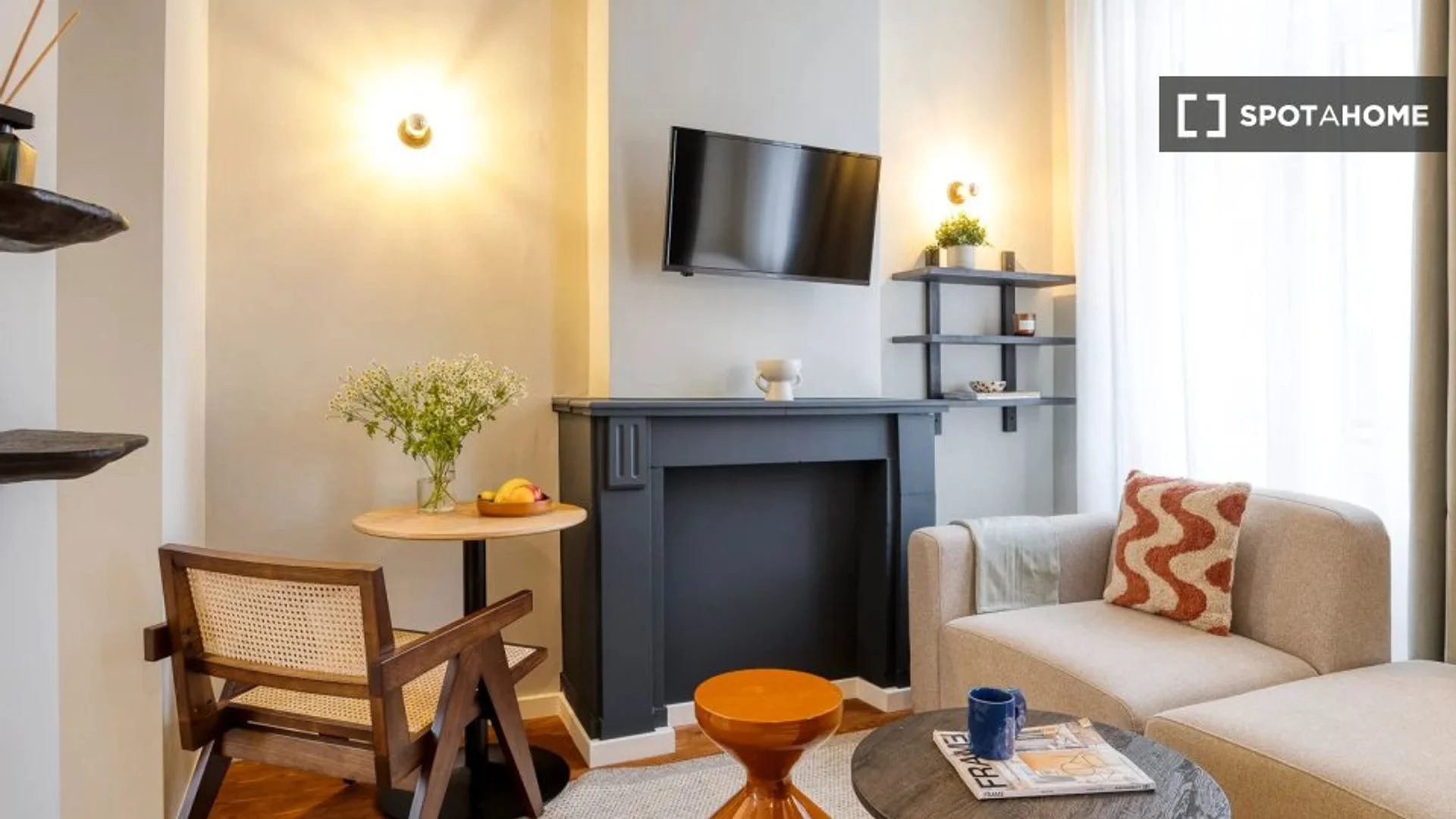 Erschwingliche Studiowohnung mit wesentlicher Ausstattung in