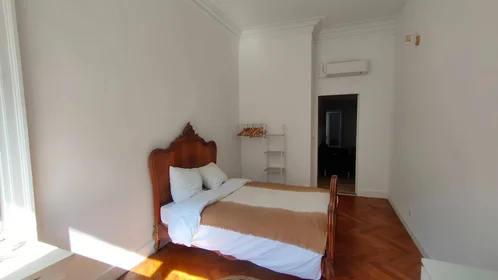 Habitación privada en Nîmes, 30000, imagen 5 de 16
