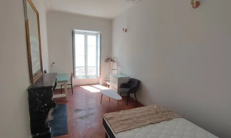 Quarto privado em Nîmes, 30000, imagem 6 de 16