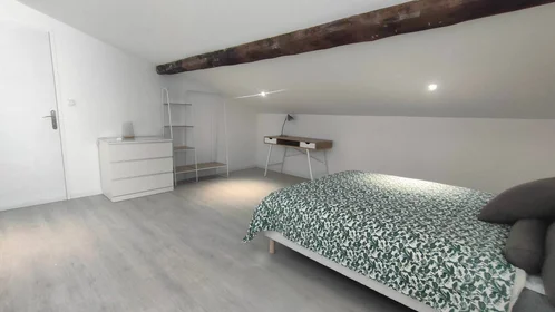 Quarto privado em Nîmes, 30000, imagem 9 de 16