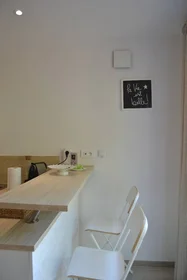 Família em Toulon, 83100, imagem 7 de 18