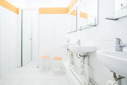 Private room at Carrer de Casp, image 17 of 31