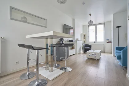 Chambre privée à 9 Rue des eaux, image 6 de 17