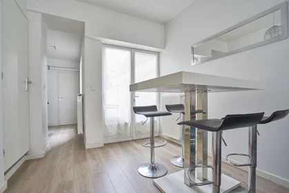 Chambre privée à 9 Rue des eaux, image 7 de 17