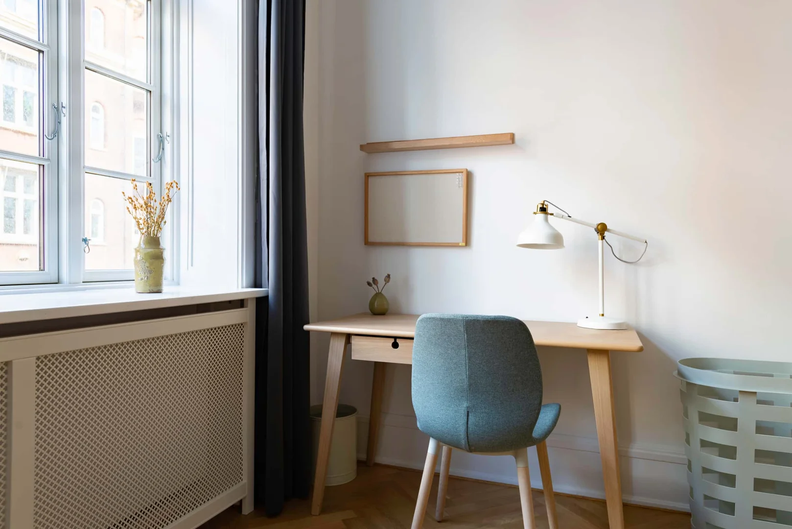 Budget-friendly student room close to campus in 