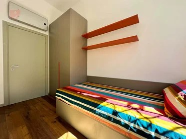 Private room at MONTEBELLO, 91, 44121, Ferrara, IT, image 3 of 21