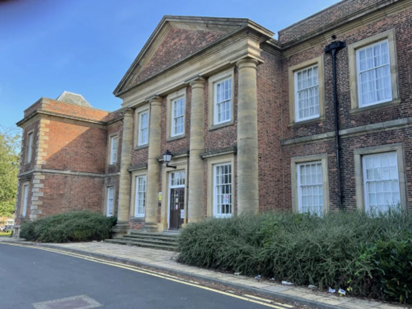 Quarto de estudante em  com área de estudo e instalações partilhadas