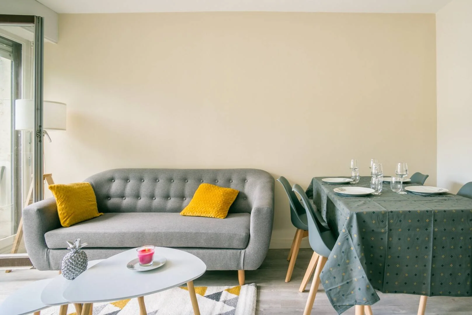 Habitación estudiantil económica con ubicación conveniente en 