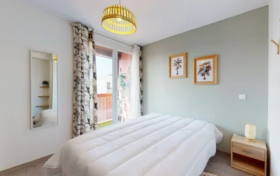Private room at 12 rue Guillaume d'Autignac, image 11 of 18