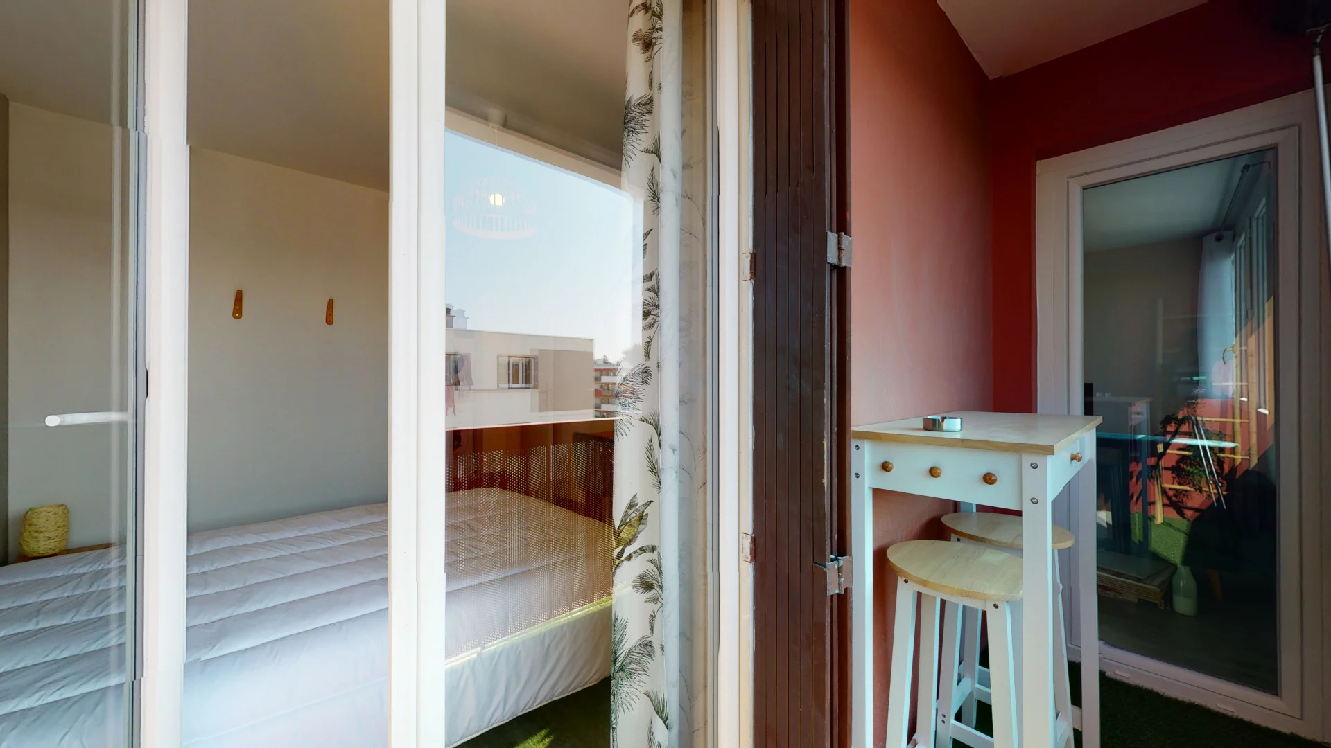 Chambre d'étudiant économique avec emplacement pratique dans 