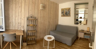 Room for rent in a shared flat in La-rochelle
