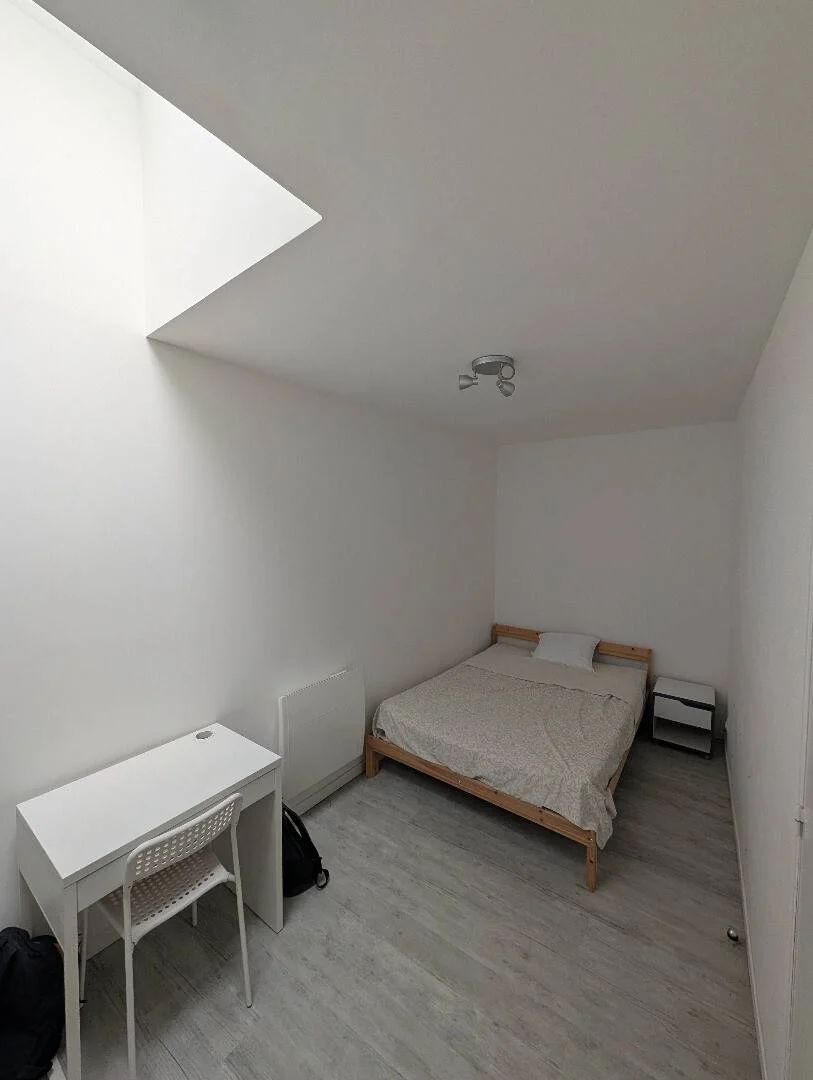 Bezahlbares Zimmer für Studenten mit ausreichender Beleuchtung in 