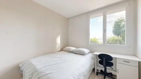 Chambre privée à Avenue de Montrapon, , image 2 de 10