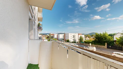 Özel oda konumu 56 Avenue De Montrapon, 14 48 görüntüsü