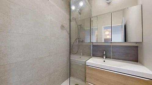 Özel oda konumu 56 Avenue De Montrapon, 42 48 görüntüsü