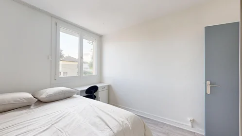 Özel oda konumu 56 Avenue De Montrapon, 4 46 görüntüsü