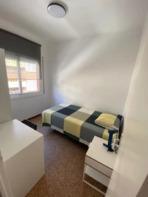 Zimmer mit Doppelbett zu vermieten Castelldefels