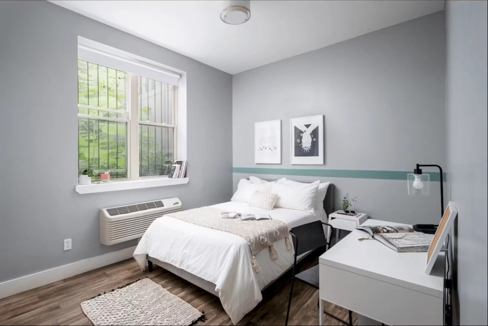Economical student room with convenient location in 