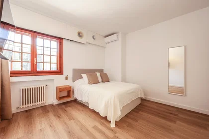 Stanza privata in Calle Praderas, , immagine 1 di 10