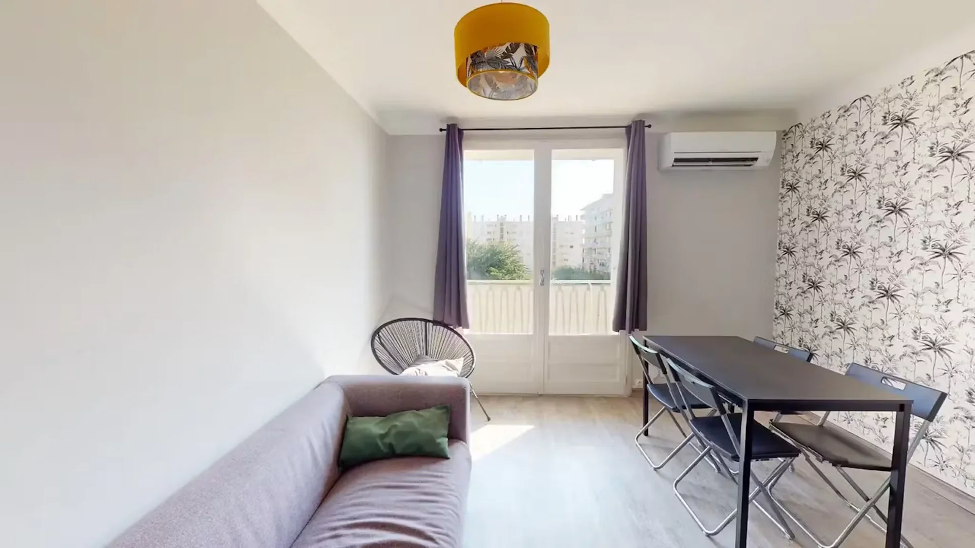  bölgesinde konforlu ve ferah öğrenci odası
