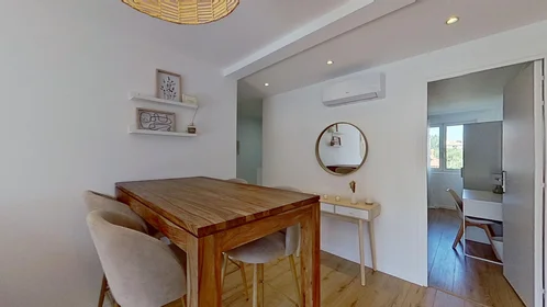 Private room at 15 Avenue du Grand Pin, image 7 of 18