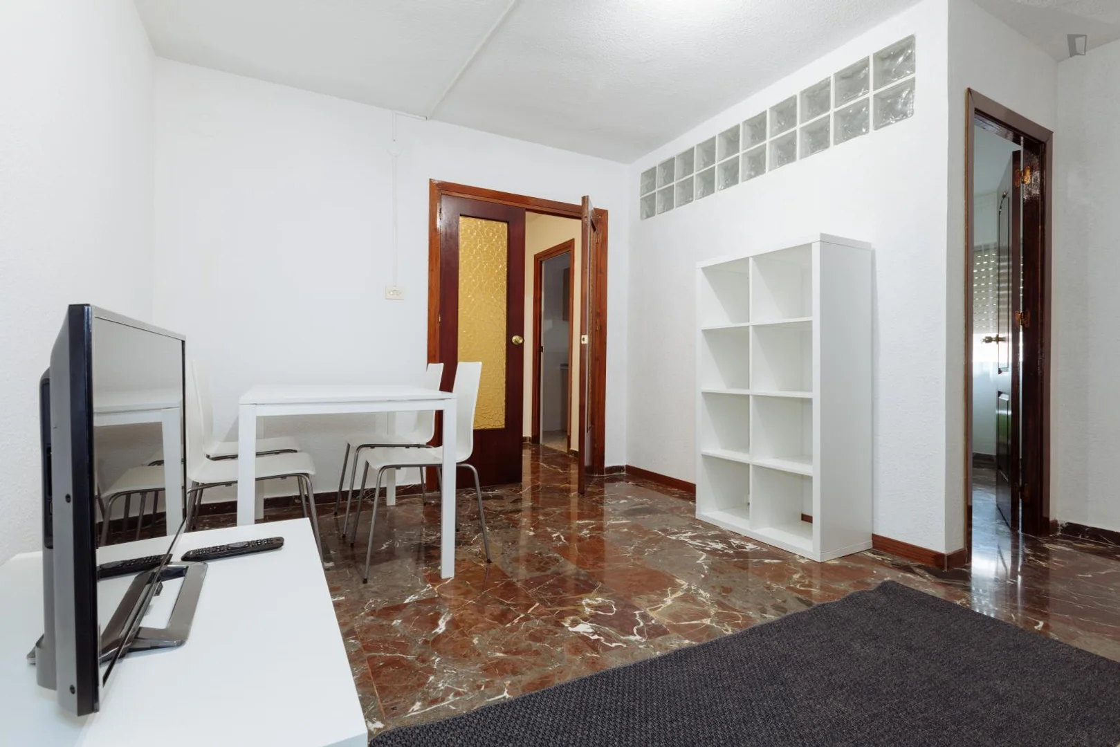 Camera per studenti economica vicino al campus a