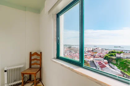 Apartamento inteiro em Avenida São Francisco Xavier 1, imagem 16 de 24