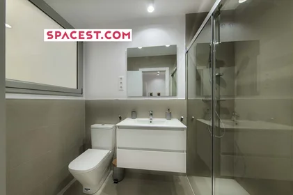 Privatzimmer in der C/ de Balmes, 08006 Barcelona, Spain, bild 1 von 42
