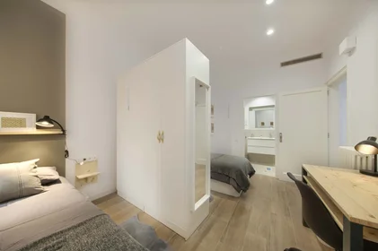 Prywatny pokój C/ de Balmes, 08006 Barcelona, Spain, obraz 3 42