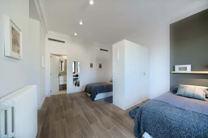 Prywatny pokój C/ de Balmes, 08006 Barcelona, Spain, obraz 2 44