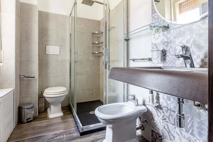 Quarto privado em Via Napoli, 84, 07100 Sassari SS, Italy, imagem 12 de 14