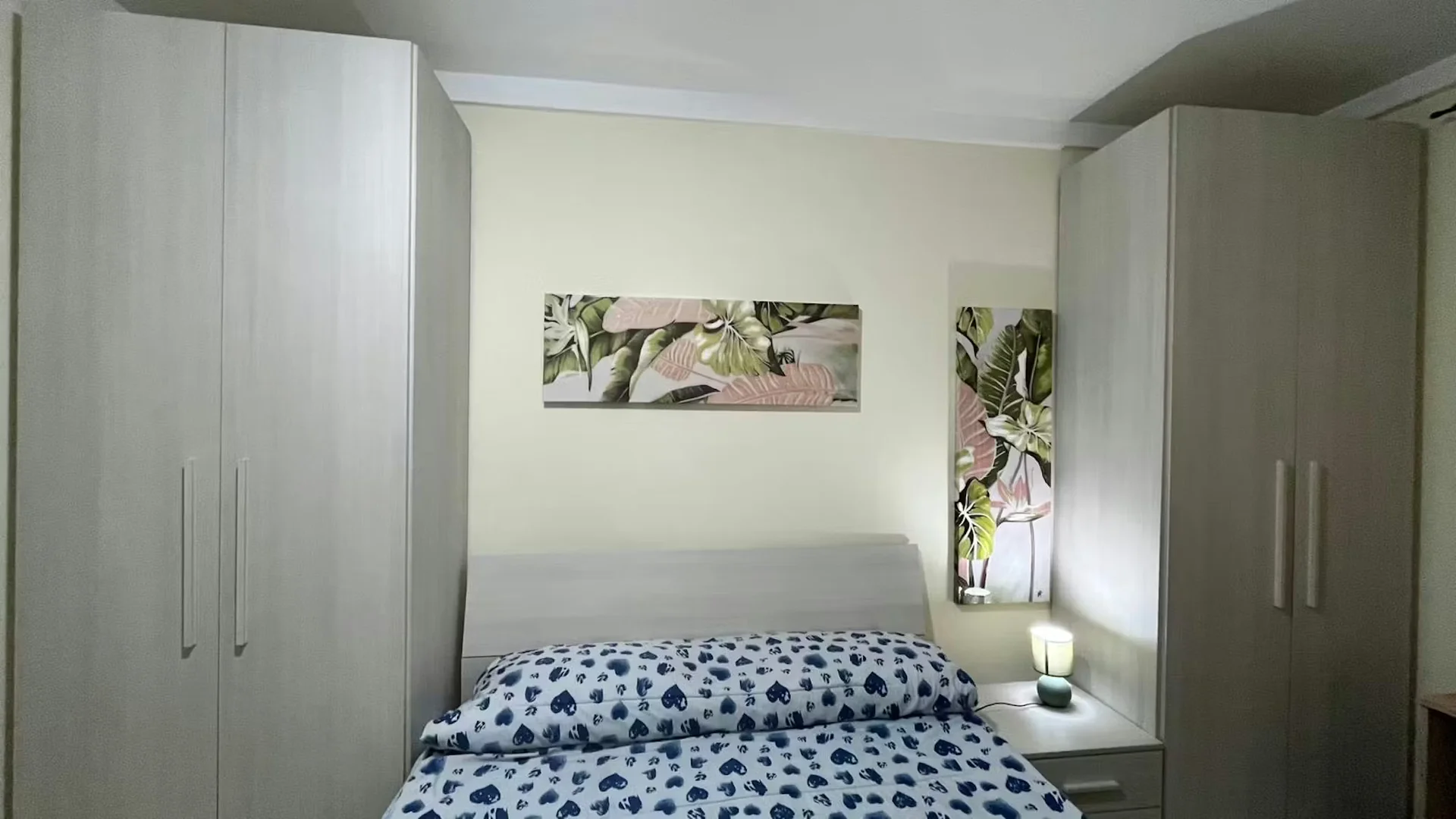 Habitación estudiantil económica cerca del campus en 